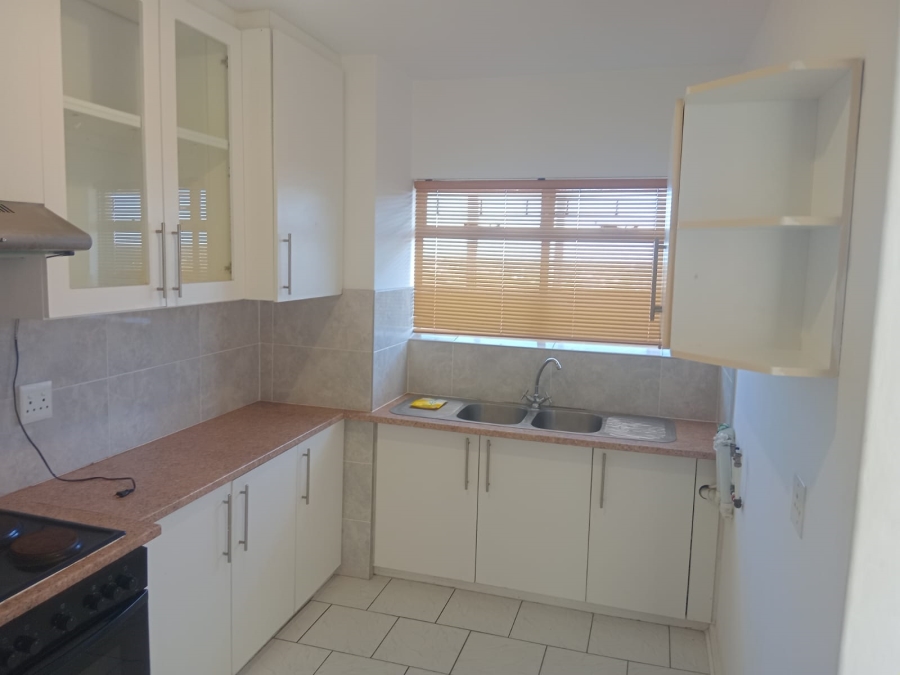 To Let 2 Bedroom Property for Rent in Humewood Eastern Cape